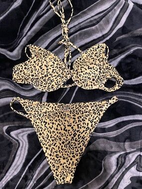 Cheetah neon bikini